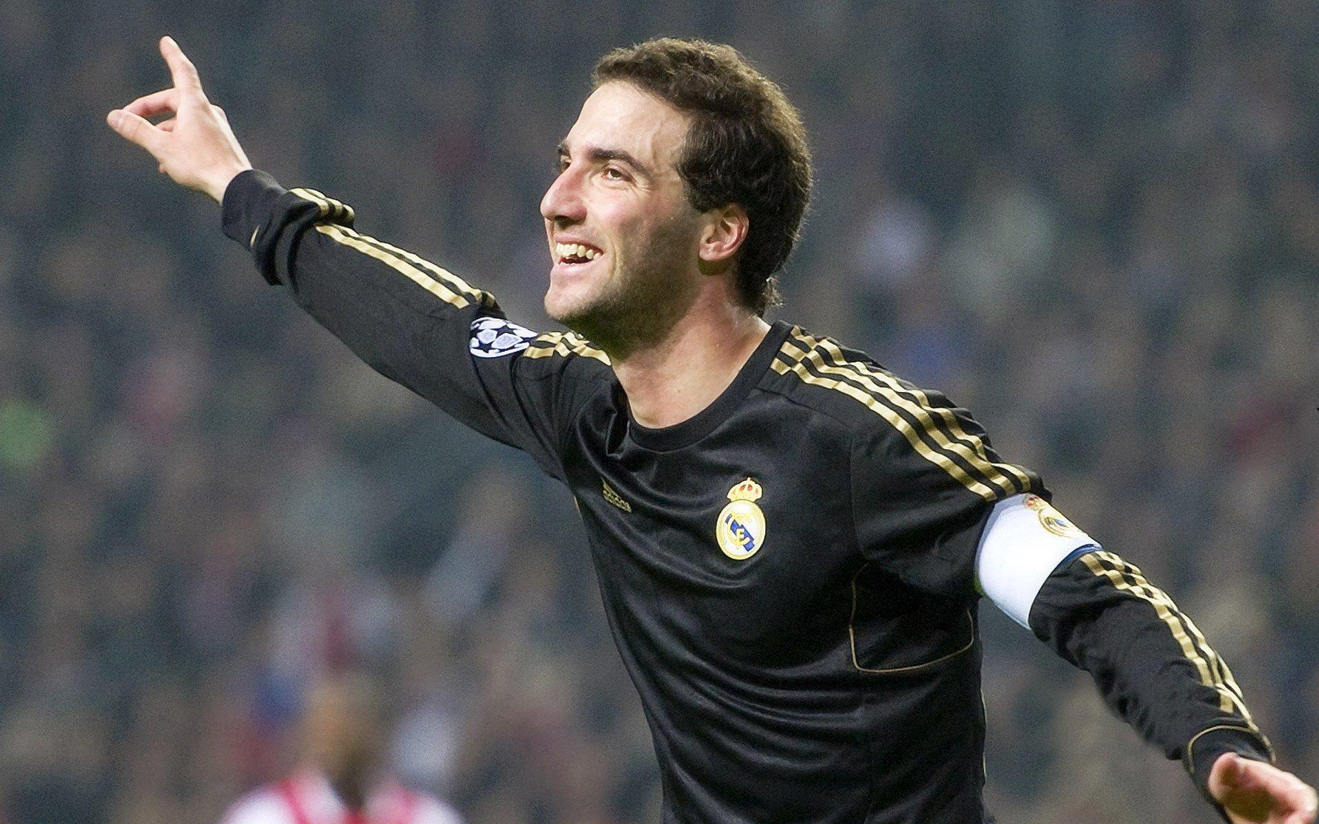 拜仁幕后功臣，穆勒家族的另一位关键人物，球迷事务部门的默默守护者